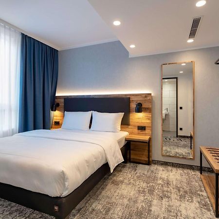Отель Ibis Styles Hamburg Barmbek Экстерьер фото